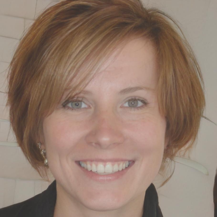 Portrait von Dr. Sarah Weber